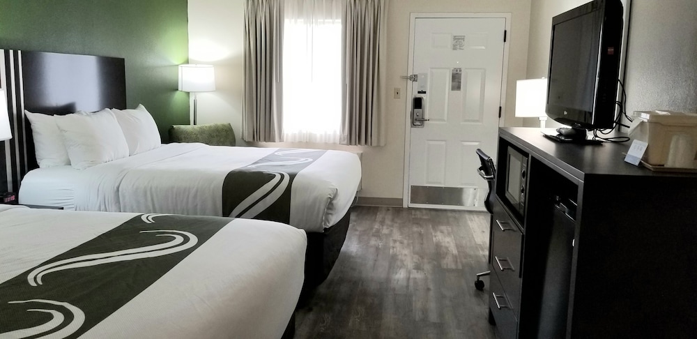 Quality Inn Pelham I-65 Exit 246 20/38
