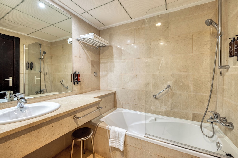 Senator Aguilas Hotel 48/49