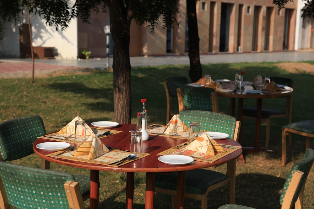 Hotel Chitvan 38/50