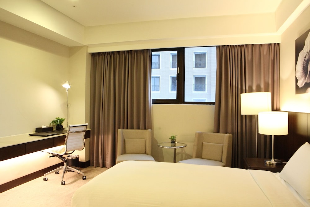 Best Hotel 23/63