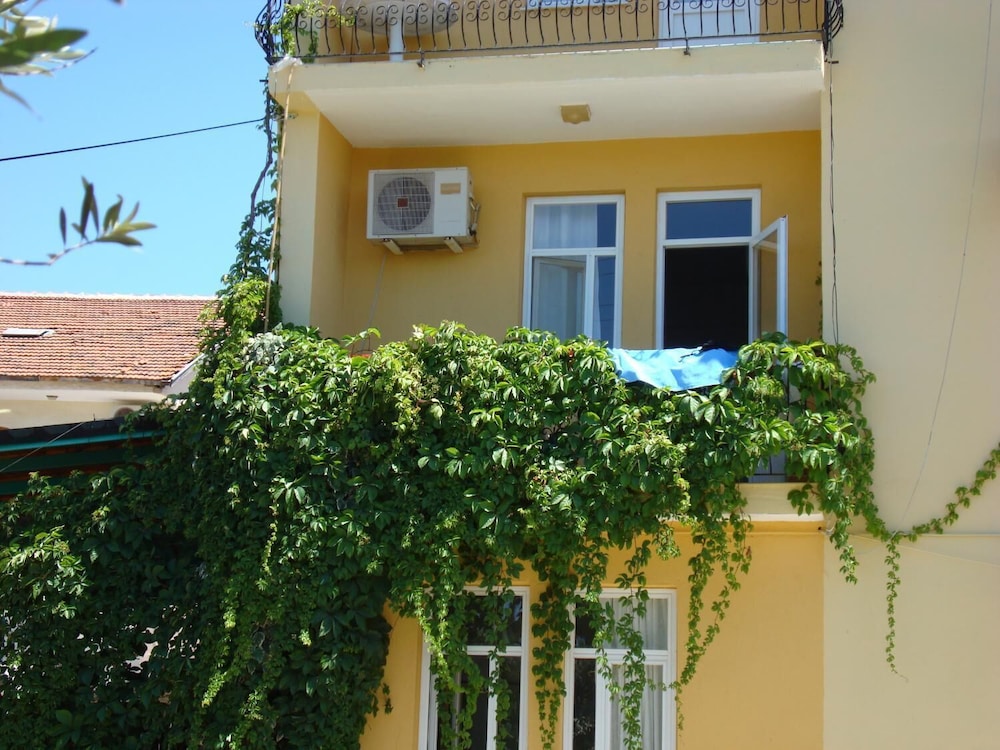 Hotel Uygar 25/29