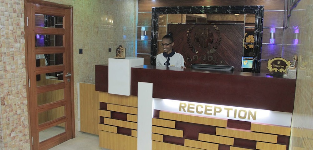 Zimbo Golden Hotel 3/37