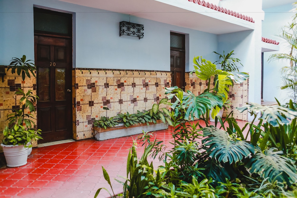 Hotel Colon Merida by Kavia 2/66