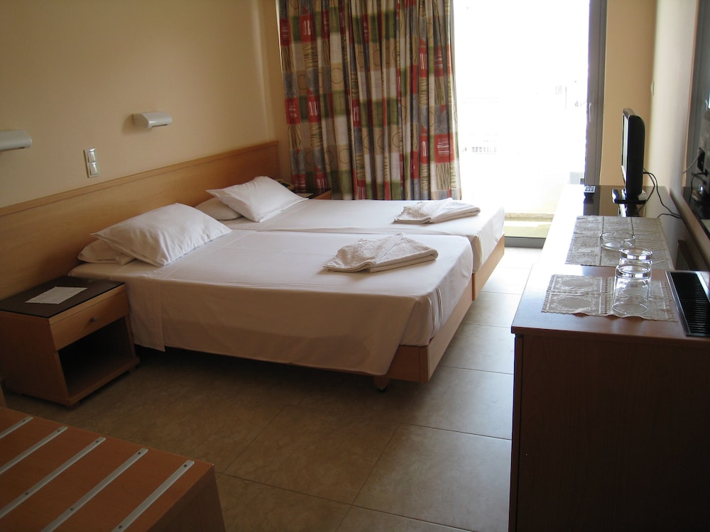 Nafsika Hotel 14/39