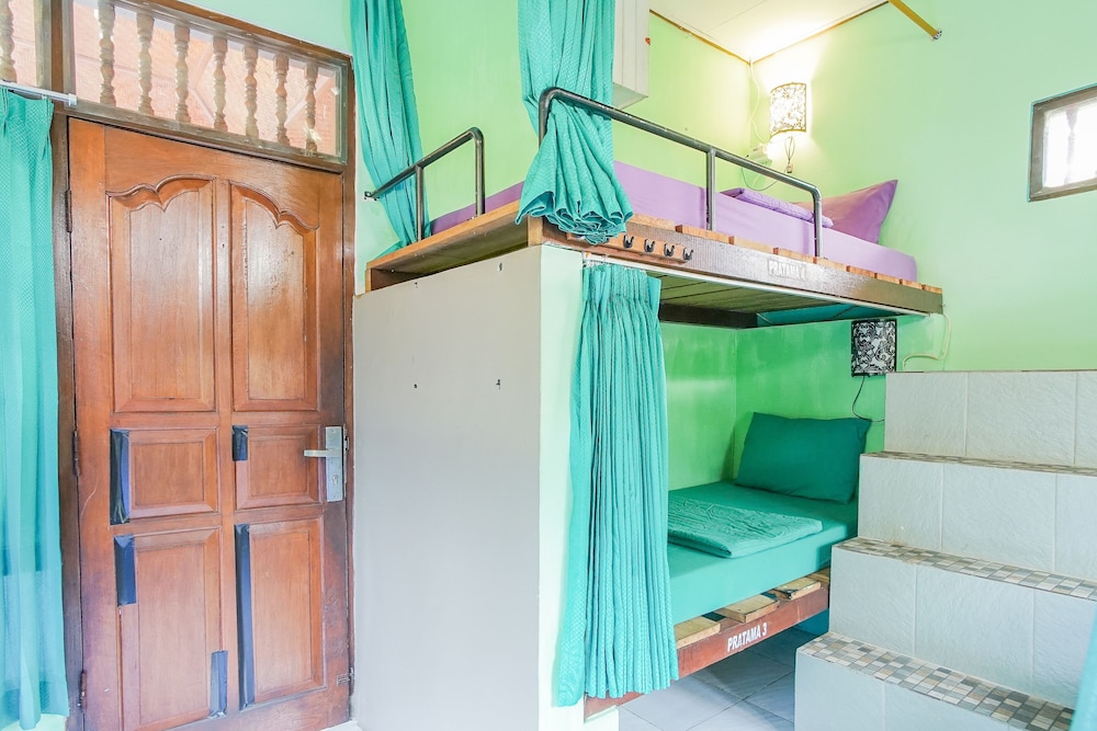 Padi-Padi Backpackers Home 8/50