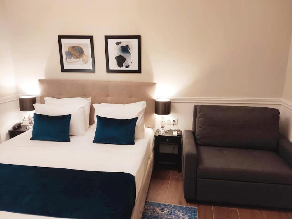 Classic Hotel by Athens Prime Hotels 27/40