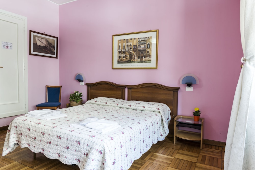 Ai Musei Vaticani Best Bed 12/27