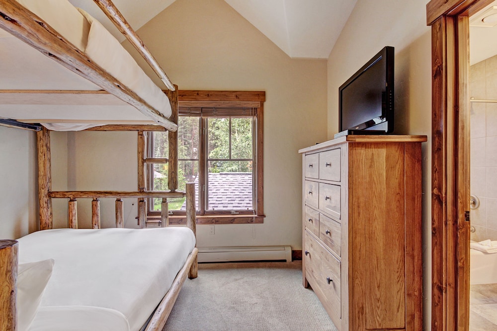 Mountain Thunder Lodge 29/80
