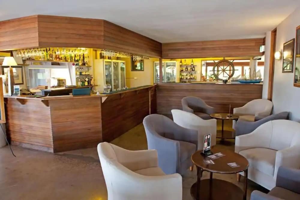 Sovereign Resort Hotel 42/64