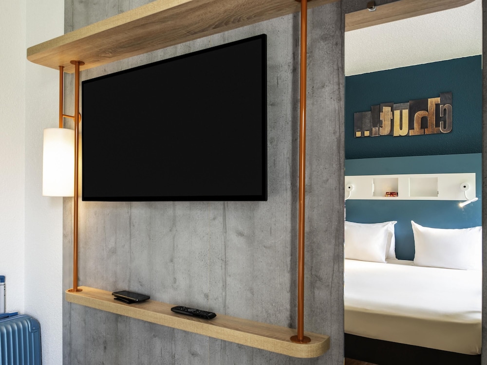 Ibis Budget Saint Ouen L Aumone 18/40