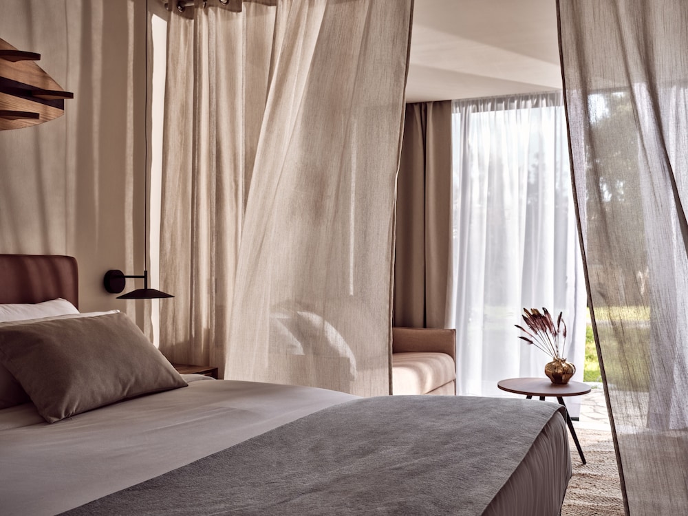 Cozy, Tropical, Suite, Double Bed