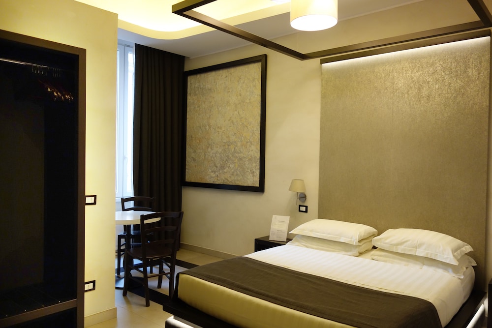 SUPERIOR, DOUBLE BED