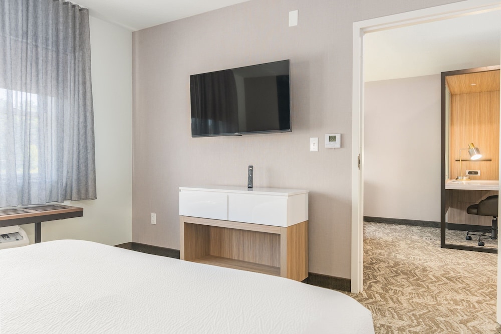 Hotel 44 North Freeport Brunswick 12/41