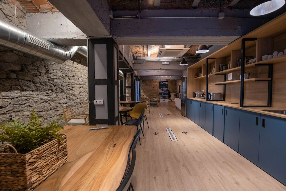 Font Andorra Hostel 27/53
