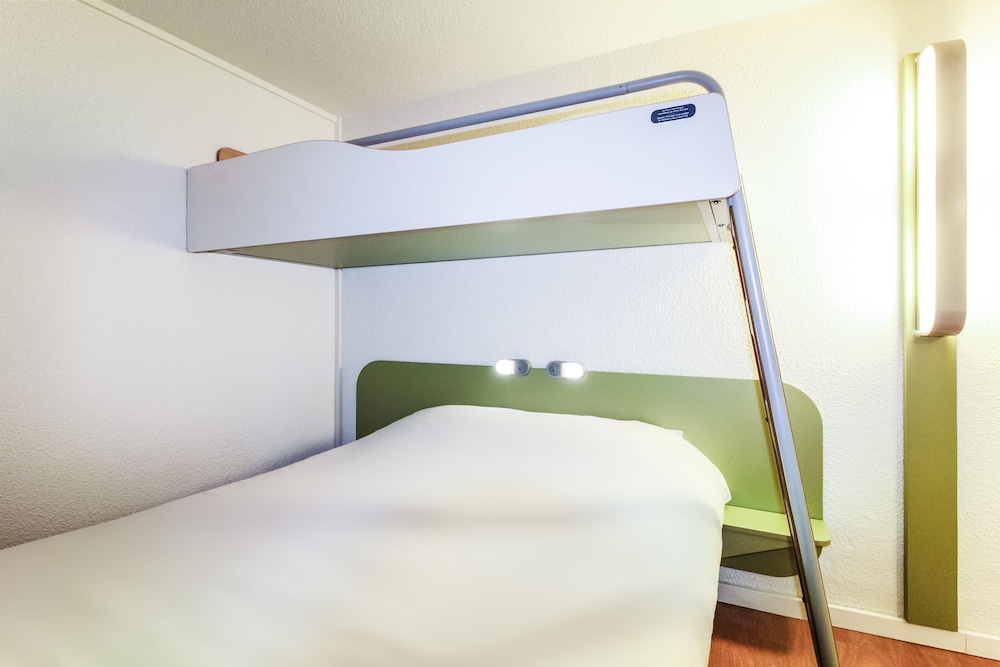 Ibis Budget Hyeres Centre Ville 33/70