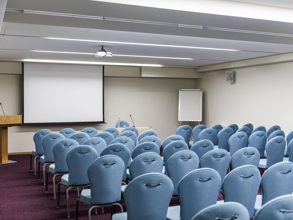 Ibis Styles Athens Routes 39/49