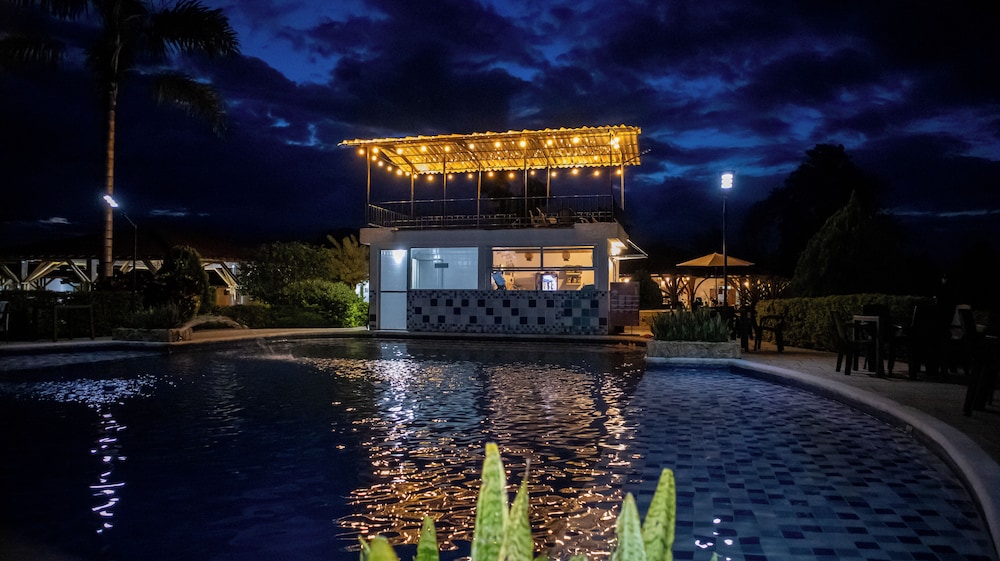 Hotel Parque Los Arrieros 58/61