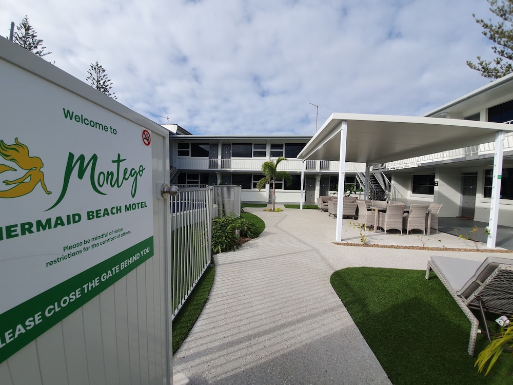 Montego Mermaid Beach Motel 1/69