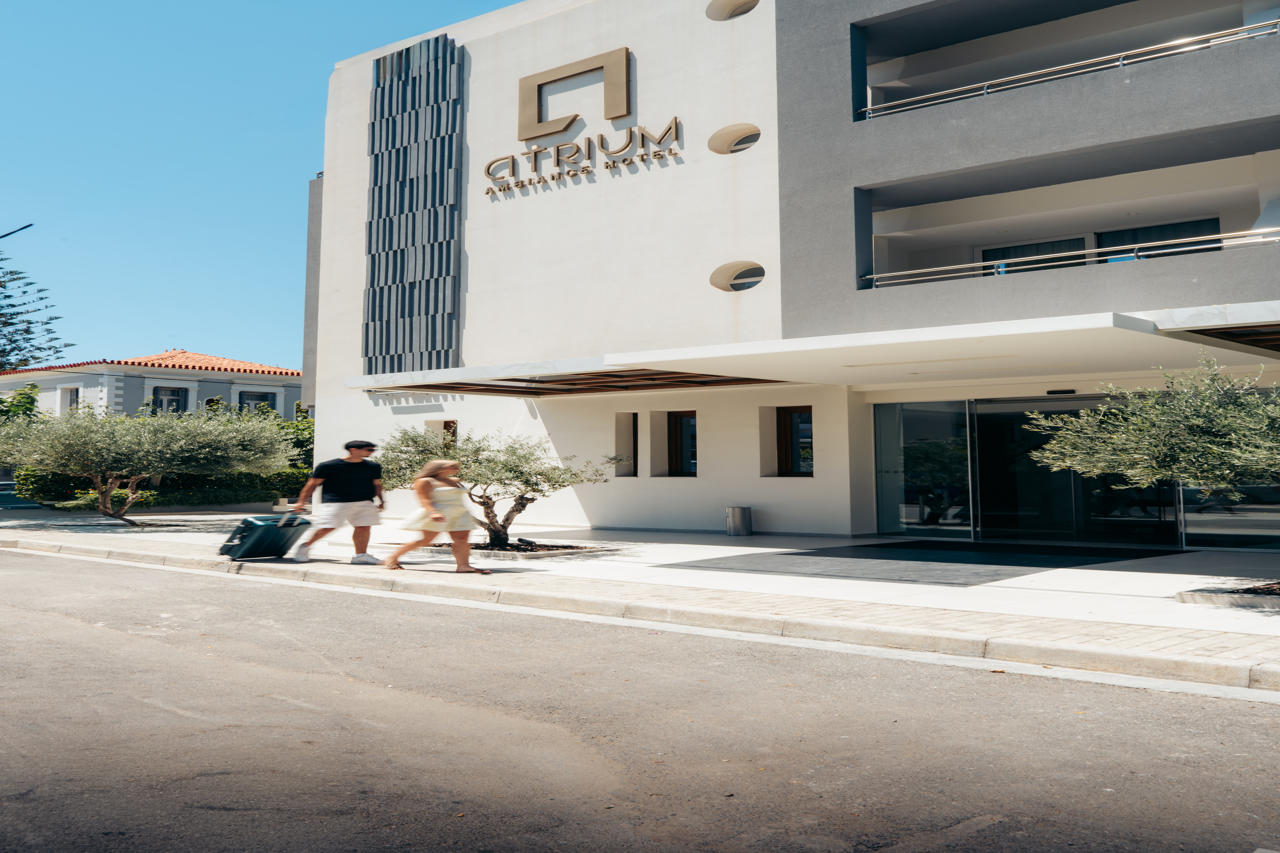 Atrium Ambiance Hotel 40/46