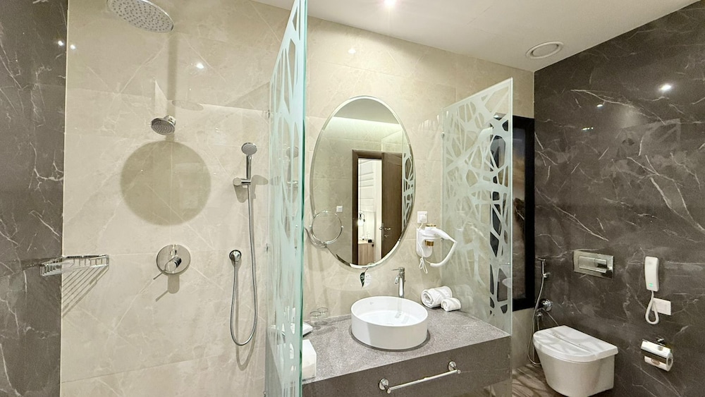 Le Reve Hotel 134/134