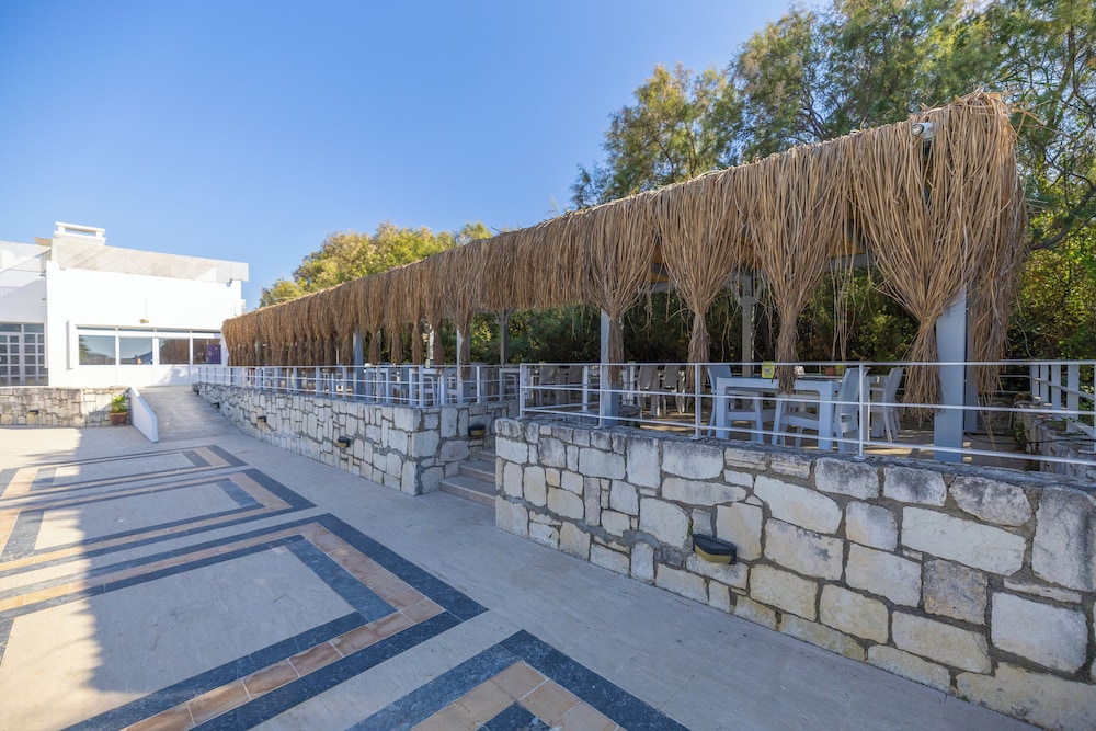 Ladonia Hotels Zemda Gumusluk 36/50
