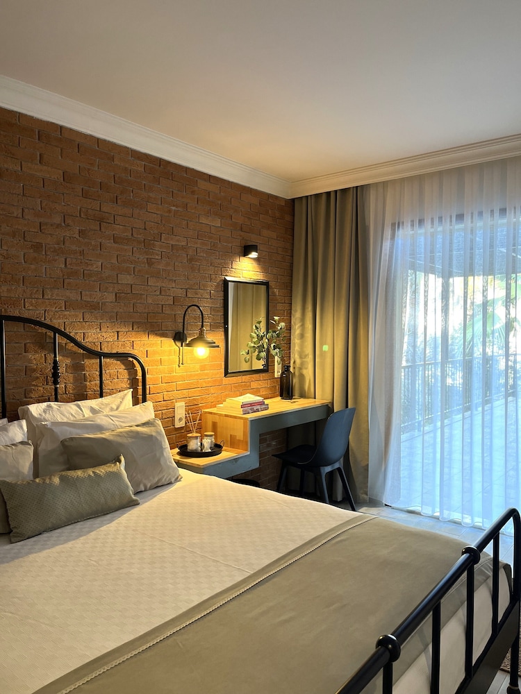 Selimhan Hotel 7/50