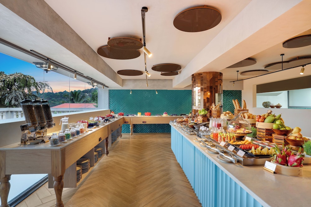 Grand Mercure Goa Candolim 40/58