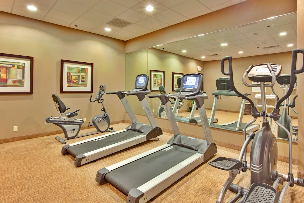 Holiday Inn Express Los Angeles Lax Airport 30/56