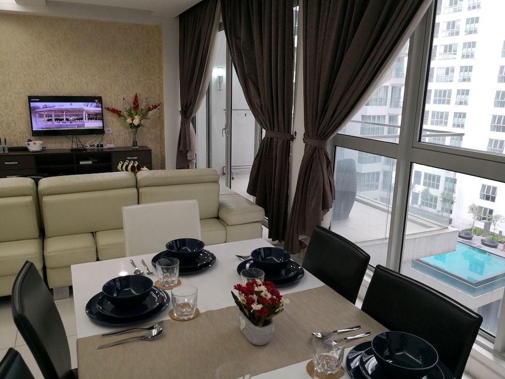 Upper View Regalia Hotel 41/50