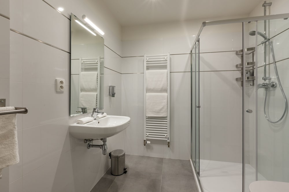 Gorgeous Prague Rooms 57/60