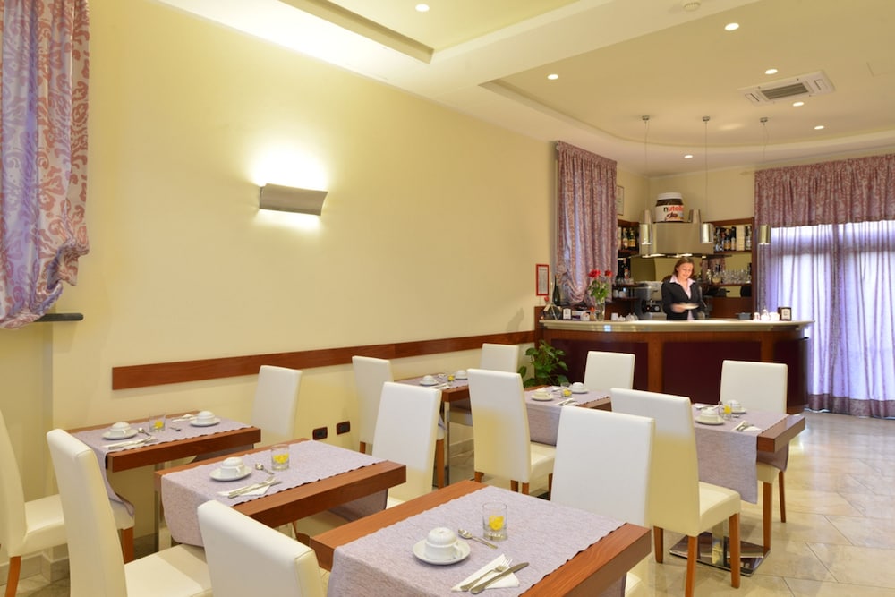 Hotel Rosignano 21/27