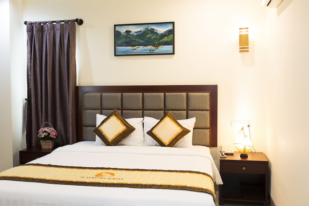 Sea Front Hotel 14/70