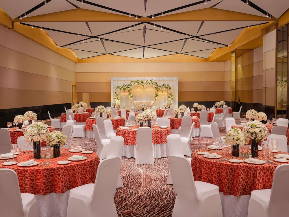 Novotel New Delhi City Centre 44/50