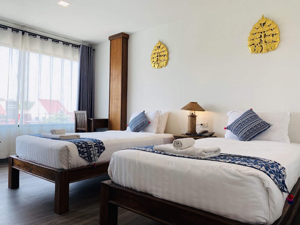 C Hotel Boutique And Comfort 15/40