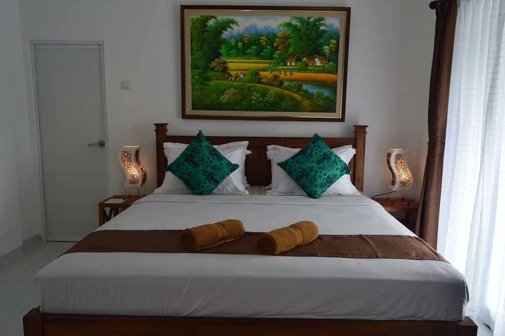 EXECUTIVE, DOUBLE BED
