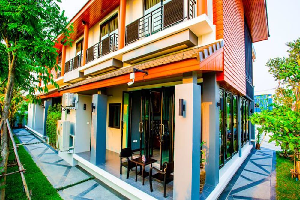 Aziss Boutique Hotel 2/54