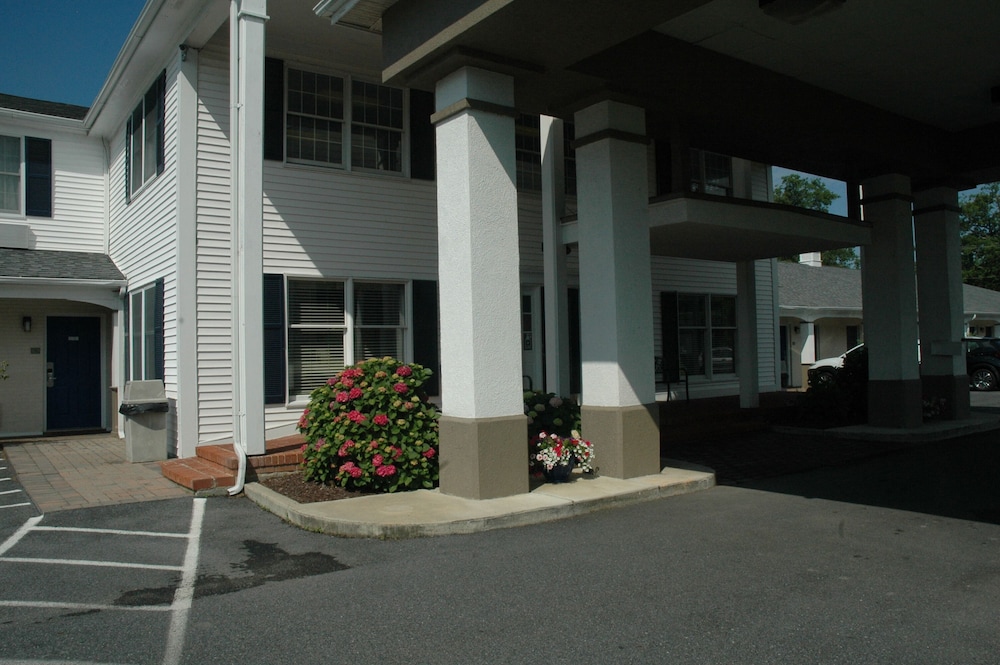 St Michaels Inn 42/47