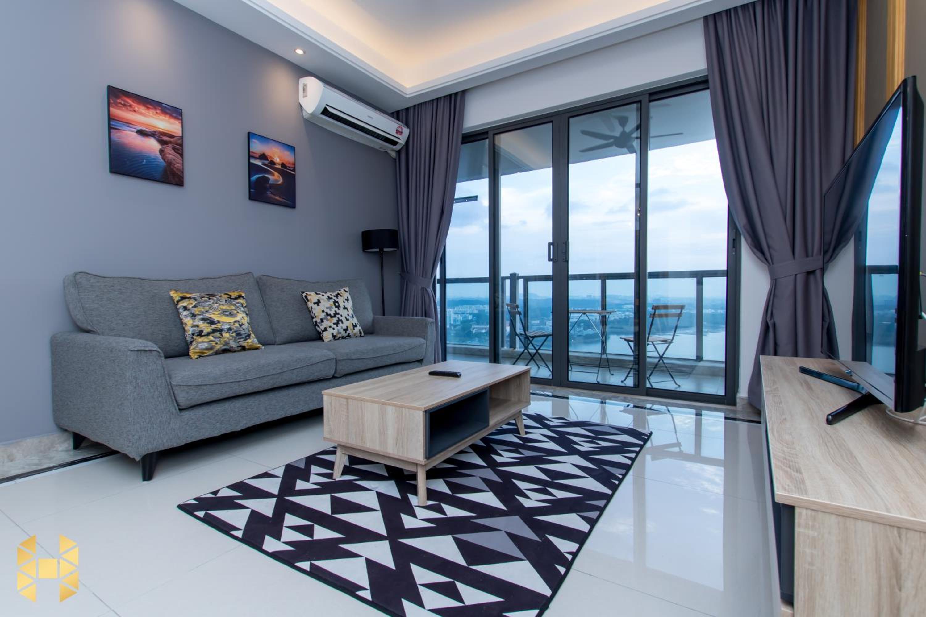 R&F Princess Cove CIQ Premium Sea View Suites by NEO 33/52