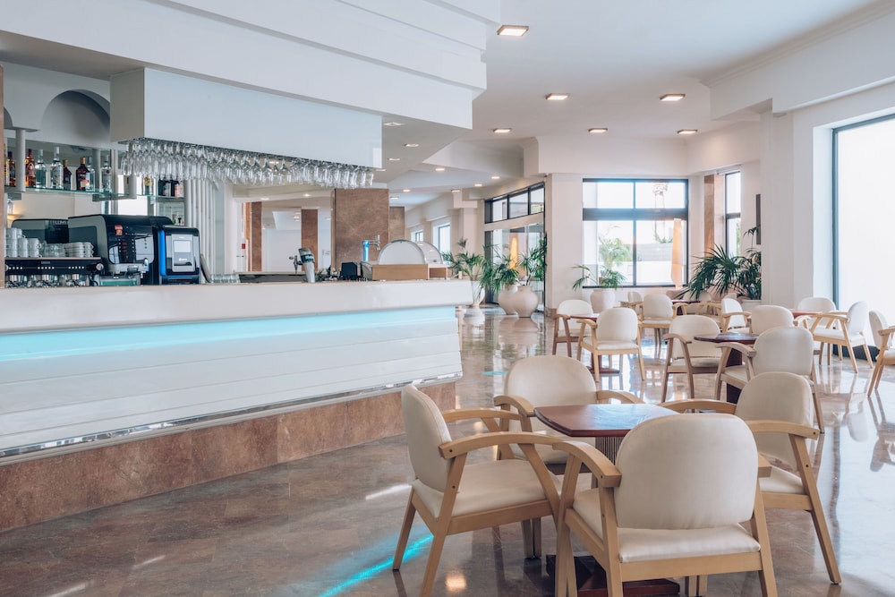 Iberostar Waves Las Dalias 33/50