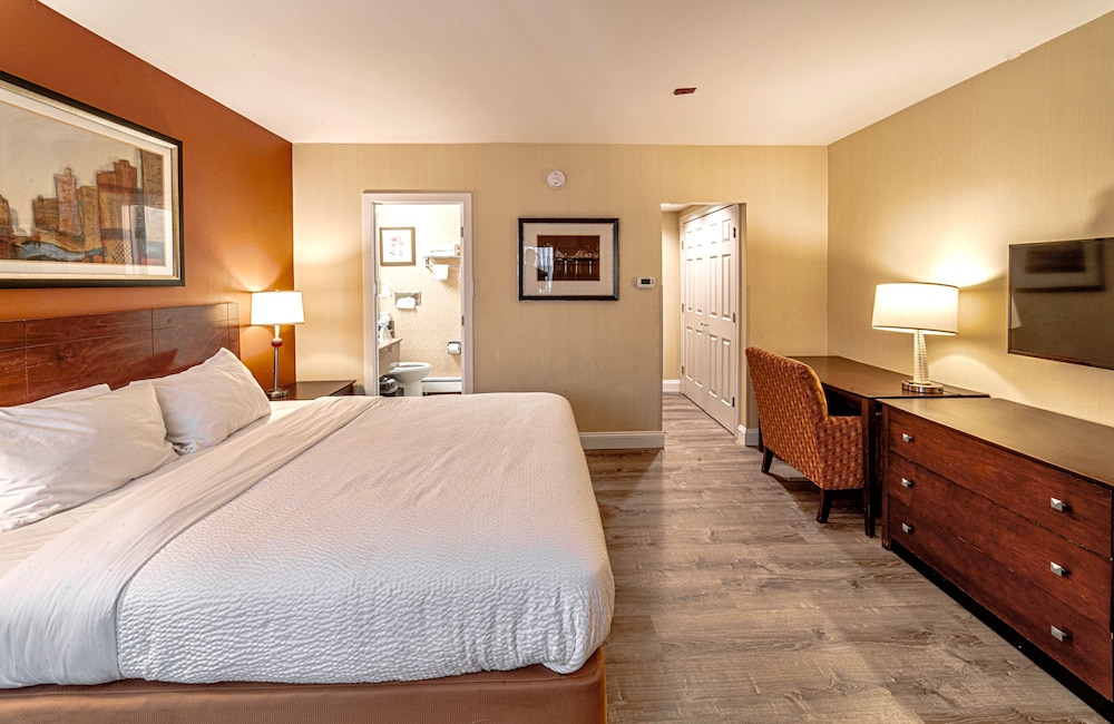 SUPERIOR