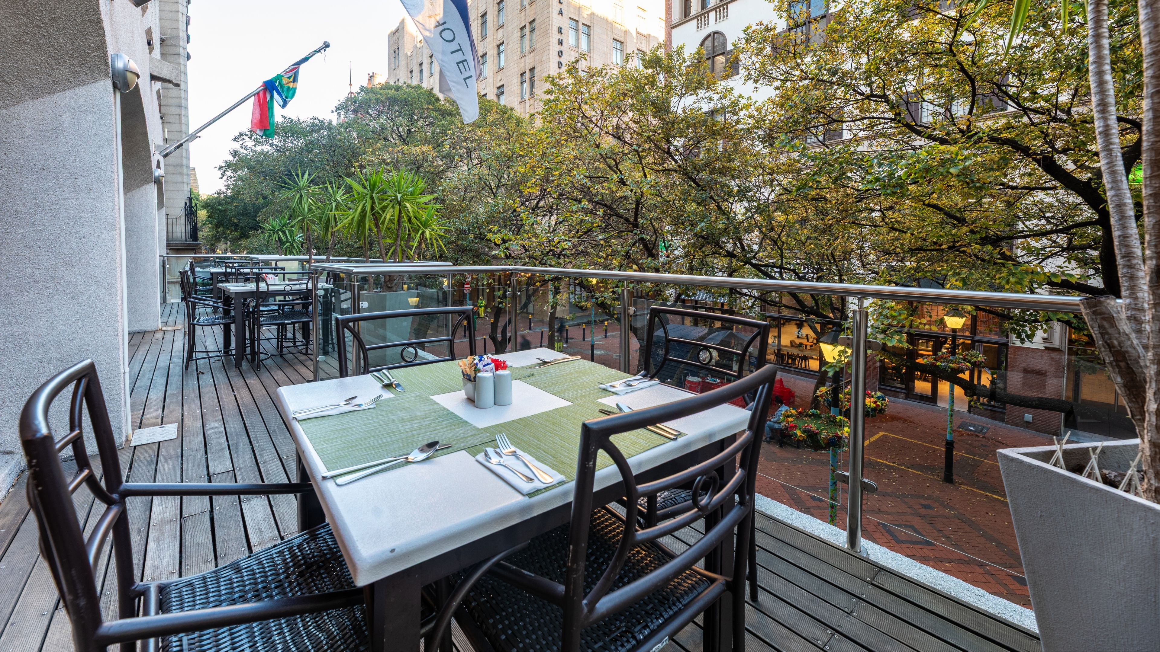 HOLIDAY INN EXPRESS CAPE TOWN CITY CENTRE 29/50