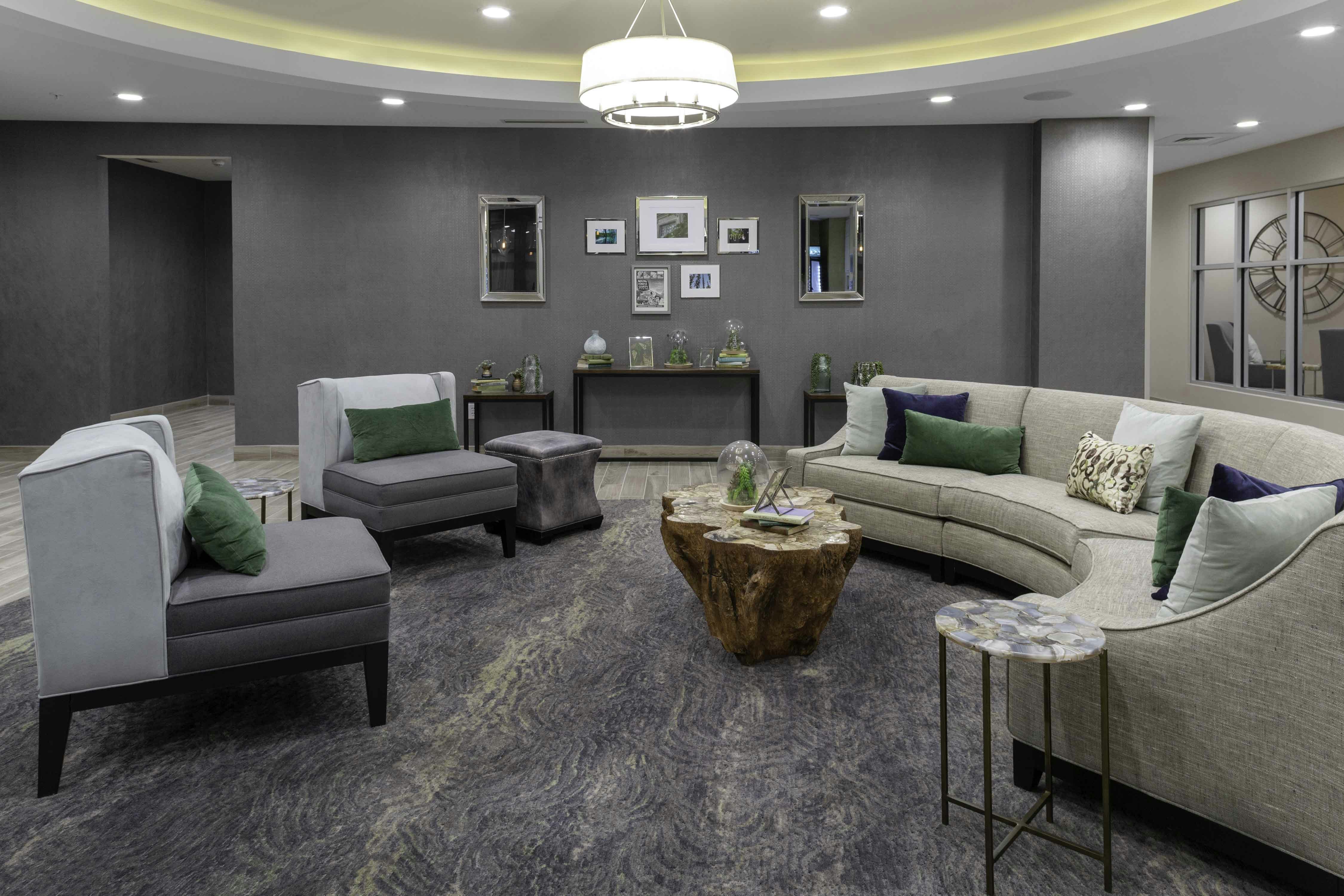 Homewood Suites By Hilton Lansing Eastwood 15/40