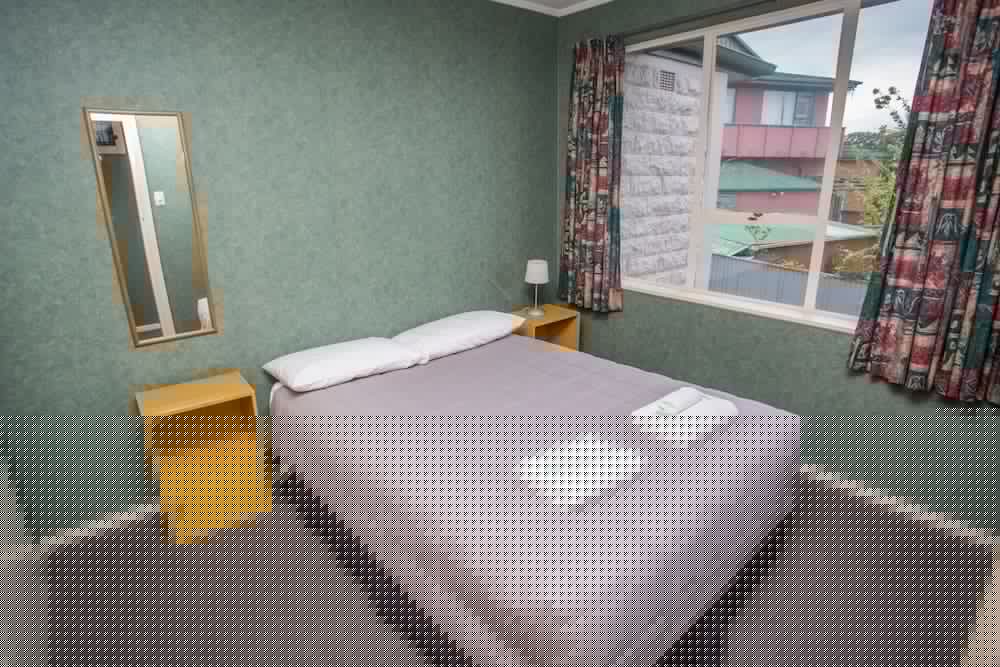 Homestead Lodge Motel 20/50