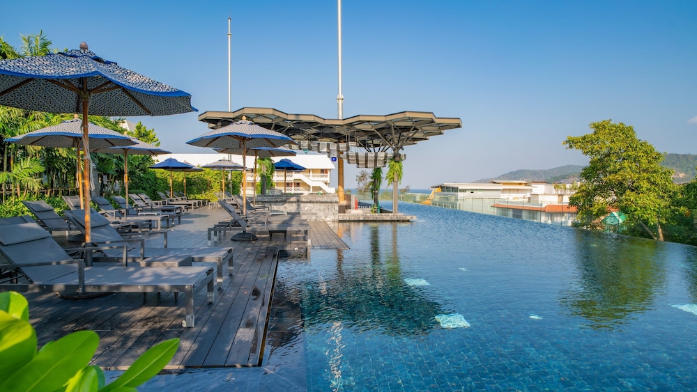 Hotel Indigo Phuket Patong 33/84