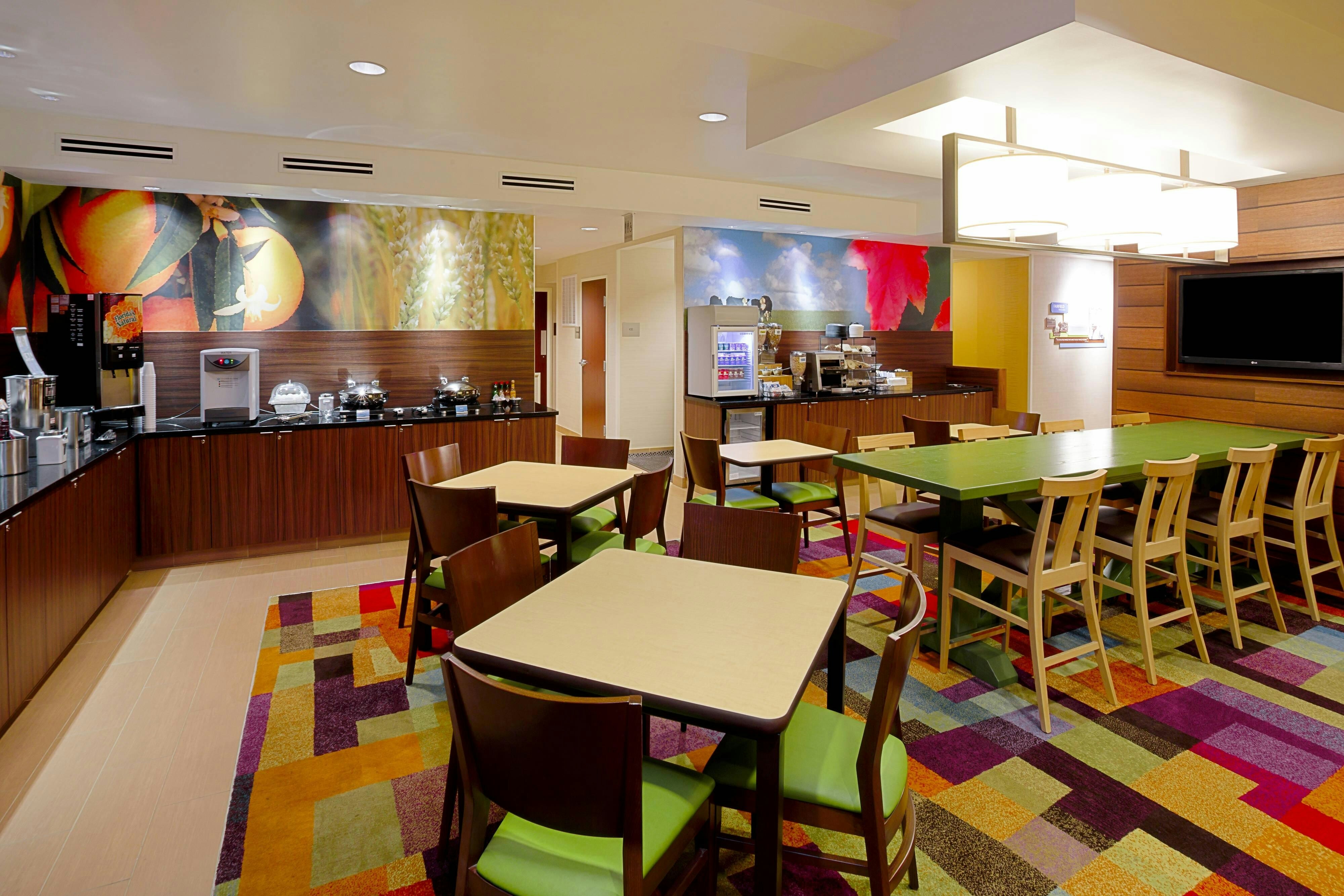 Fairfield Inn And Suites By Marriott Tampa Brandon 7/10