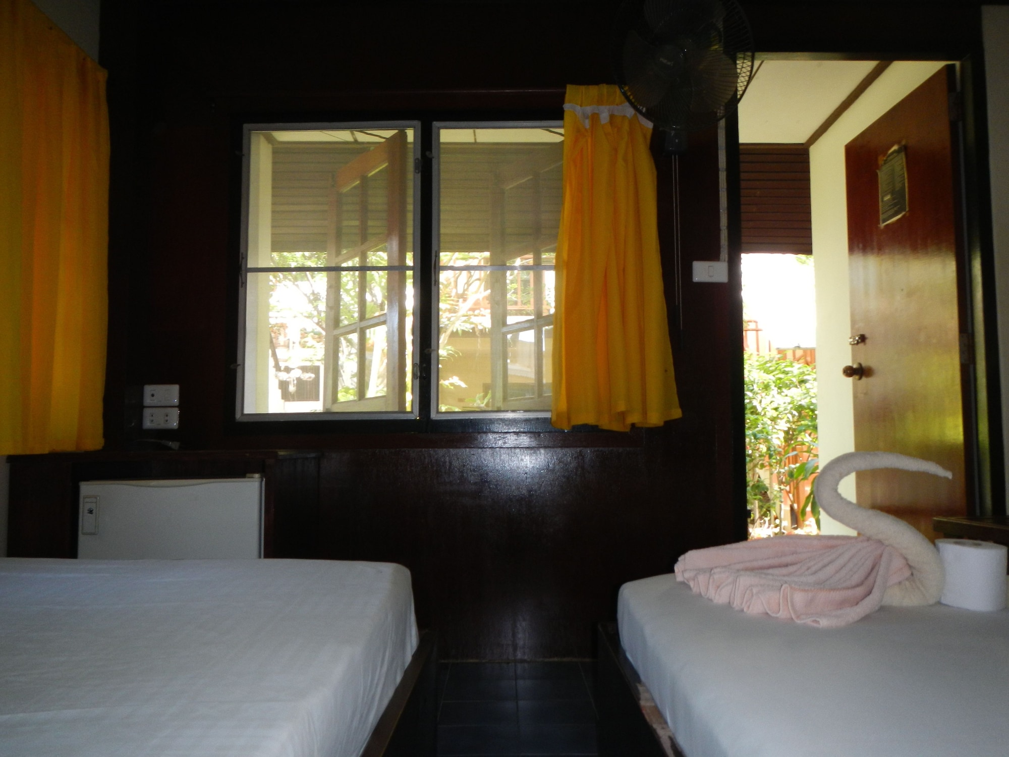 BUNGALOW, WITH FAN