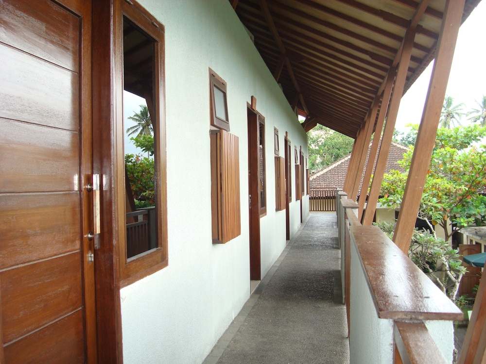Aniniraka Resort And Spa 11/63