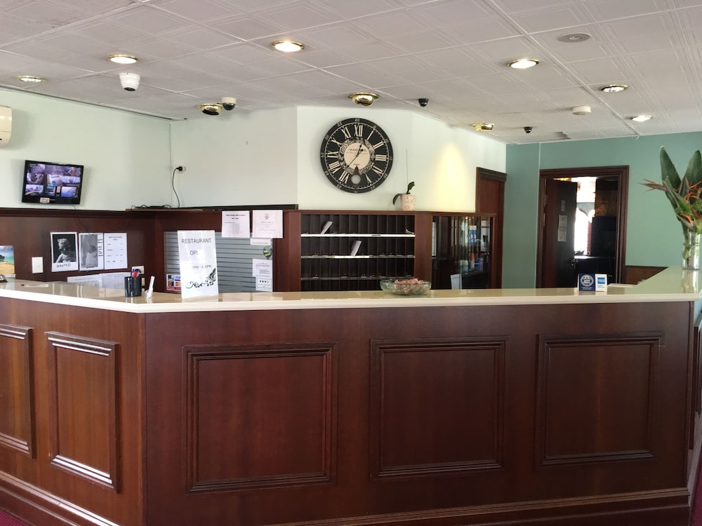 town and country motel