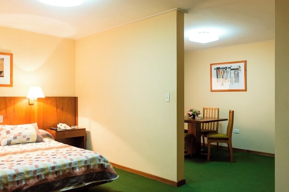 Hotel del Jardin 12/50