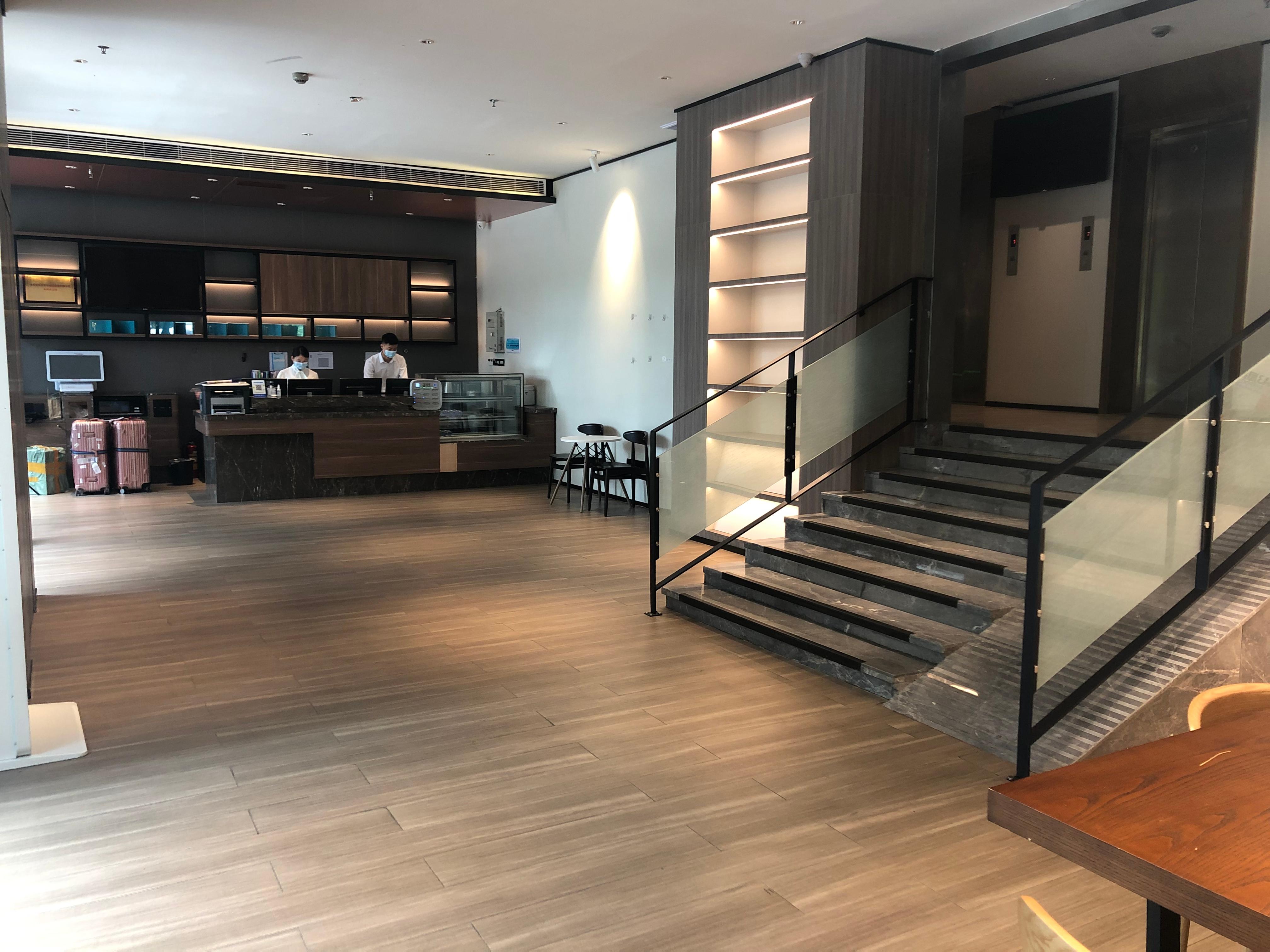 Hanting Hotel Shenzhen Bao an Airport Terminal 23/26